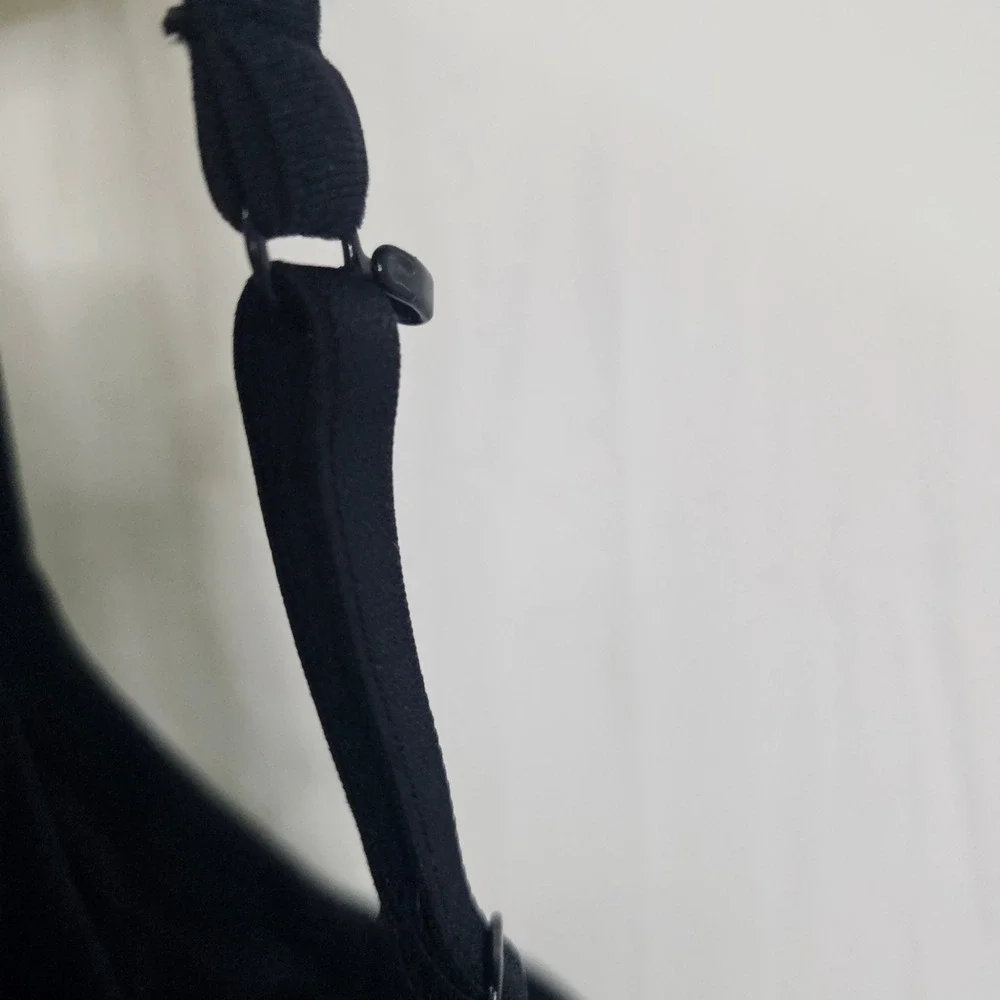 Old Navy‎ Active Seamless Go-Dry Sports Bra Black 2X Adjustable Straps Racerback